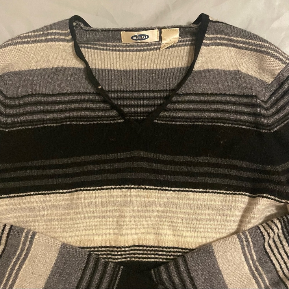 OKD NAVY STRIPED SWEATER